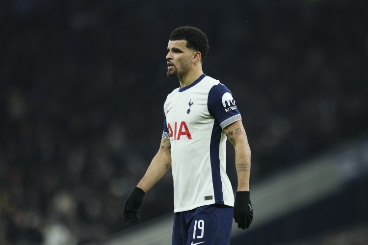 表现不多！郭艾伦半场罚球4中4拿到4分1板2助 2失误